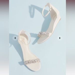 JEWEL BADGLEY MISCHKA: Kenza Wedge Sandal